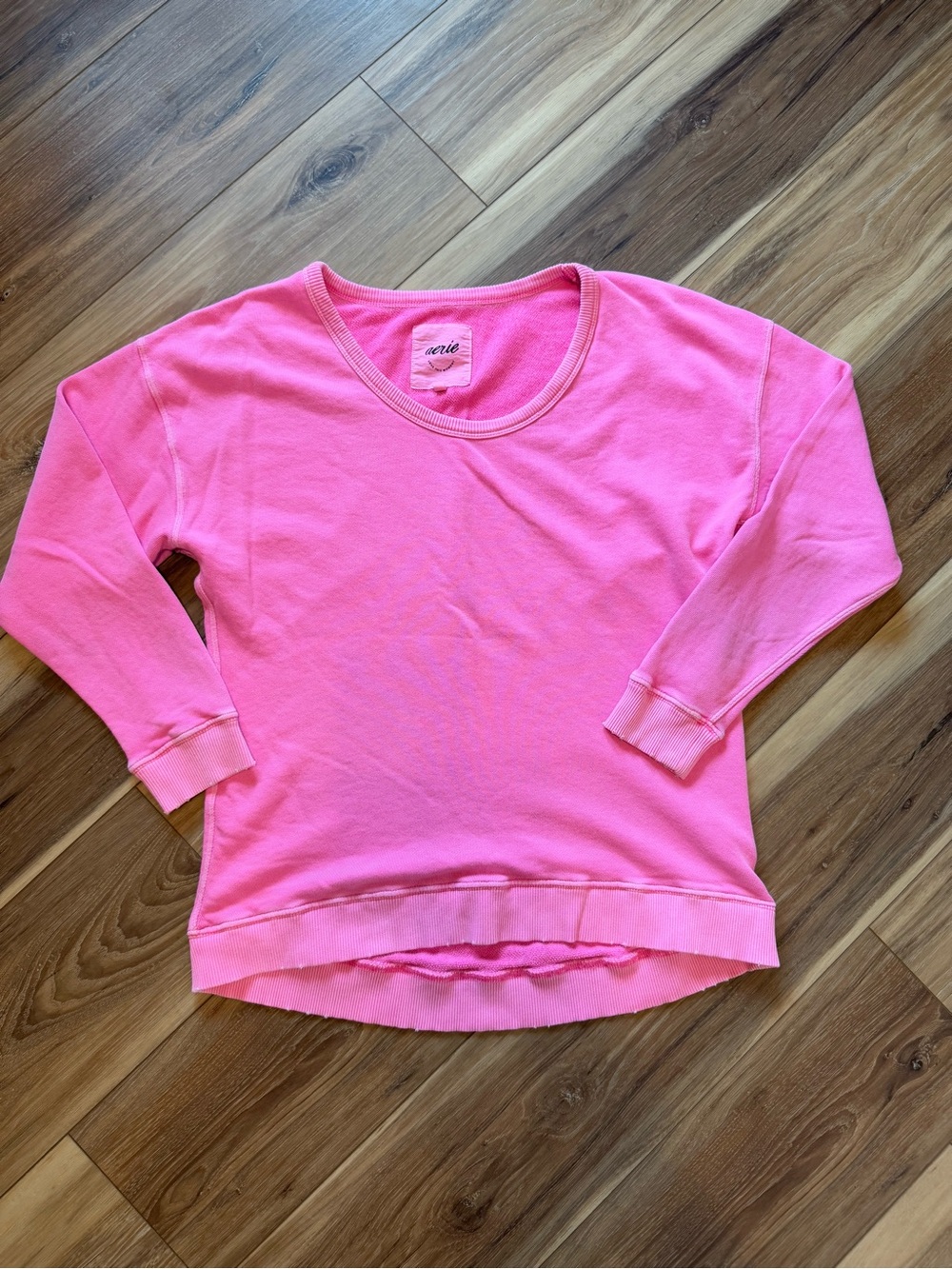 Aerie women’s sweatshirt